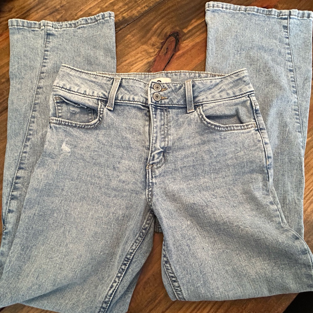 ✨SO Denim Flare Jeans with Distressed Detail - Picture 4 of 7